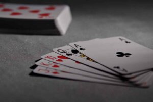 Como Jugar Poker Clásico De 5 Cartas